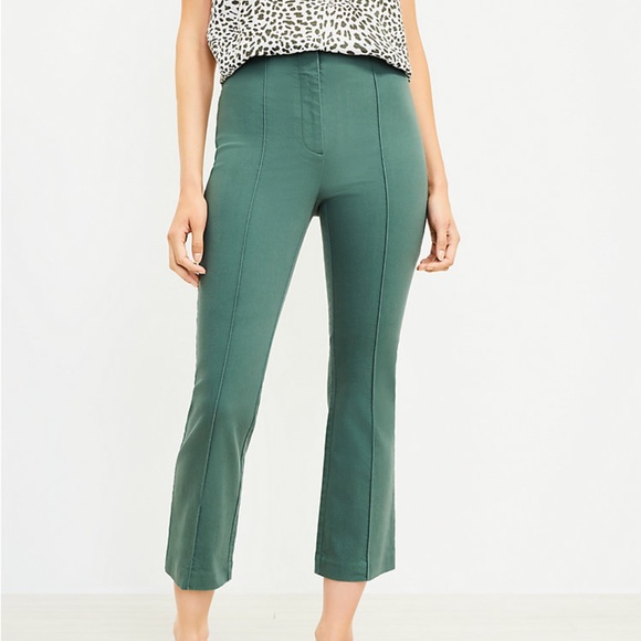 LOFT Pants - LOFT Balsam Green Kick Crop Pants in Stretch Twill
